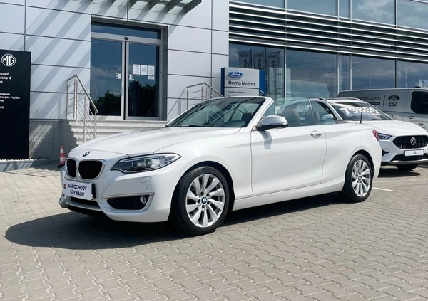 BMW Seria 2 cena 89900 przebieg: 105490, rok produkcji 2015 z Sieradz małe 379